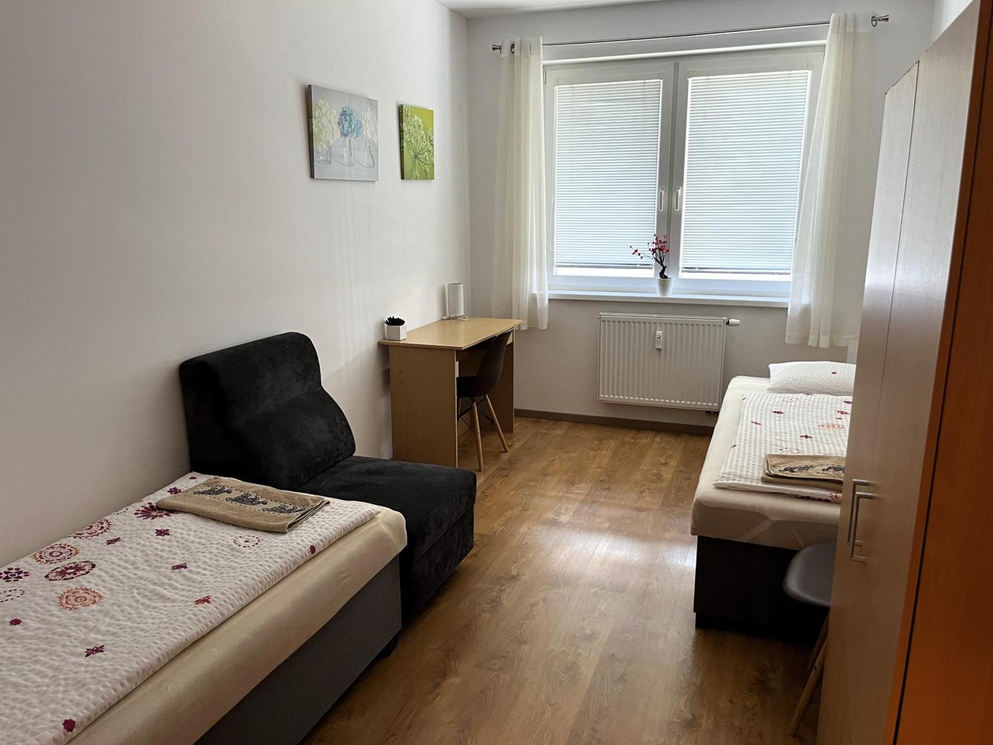 Apartman Bratislava City & Parking Buitenkant foto